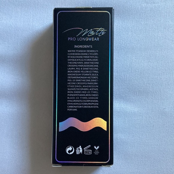 UCANBE Matte Pro Longwear Foundation - Picture 2 of 4